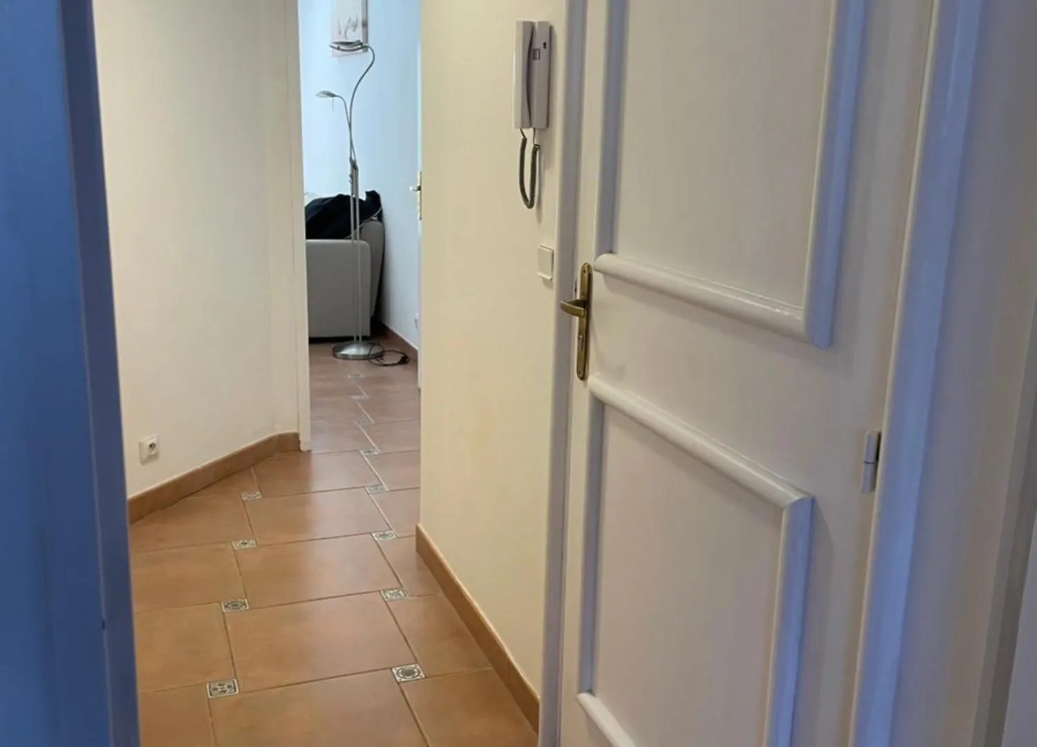 2 Pieces Saint Raphael Renove, Classe 4 Etoiles, 100 M Plages, Piscine, Tennis, Parc, Terrasse, Jardin Privatif France